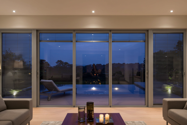 Portas de Correr 3 Folhas com Persiana Integrada